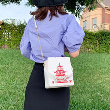 Cargar imagen en el visor de la galería, Chinese Takeout Box Tower Print Handbag
